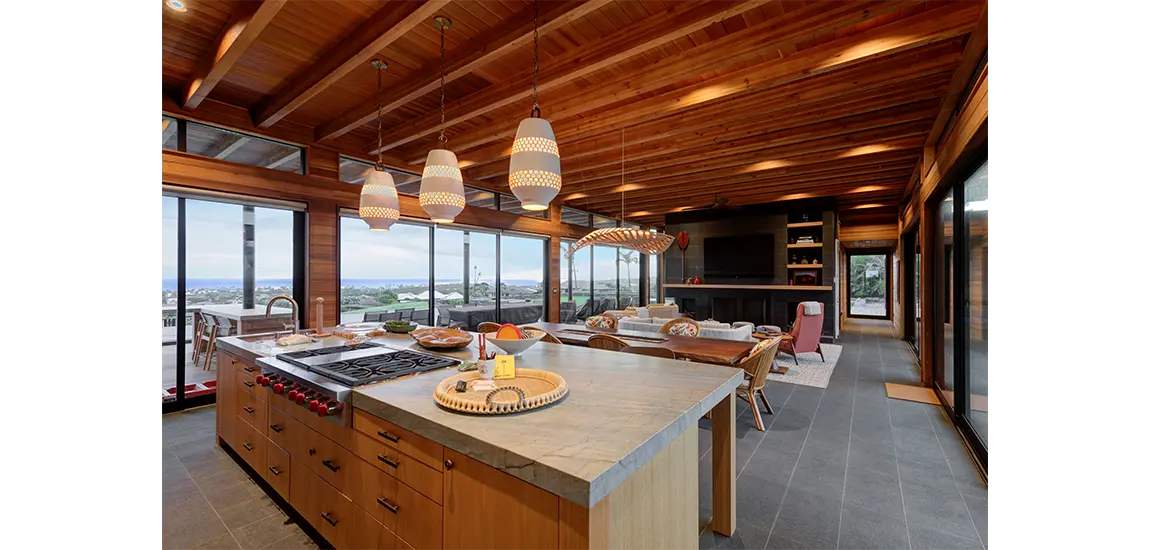 Lowe - KukuiUla, Koloa Kauai